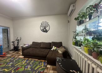 2-комнатная квартира на продажу, 67.6 м2, Ставрополь, улица Роз, 8