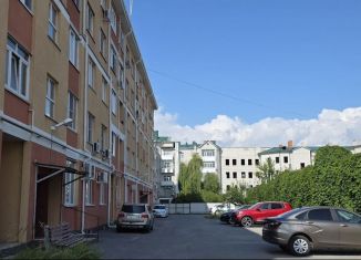 Продам квартиру свободная планировка, 56 м2, Елец, улица Мешкова, 32