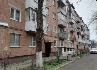 Сдача в аренду 1-ком. квартиры, 34 м2, Армавир, улица Советской Армии, 15