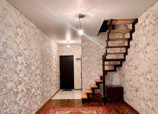 Аренда двухкомнатной квартиры, 45 м2, Махачкала, улица Стояна Джорова, 9