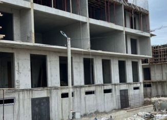 Продается однокомнатная квартира, 43 м2, Махачкала, проспект Насрутдинова, 162