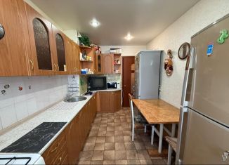 2-ком. квартира на продажу, 55 м2, Зеленодольск, Первомайская улица, 1