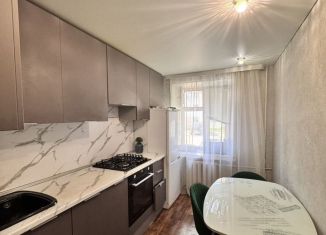 Продаю двухкомнатную квартиру, 50.8 м2, Нефтекамск, улица Нефтяников