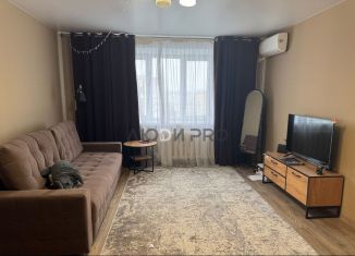 Сдаю 1-комнатную квартиру, 50 м2, Саратов, улица имени В.И. Чапаева, 128/130