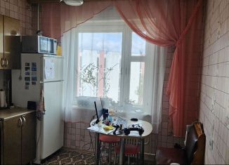 Продаю трехкомнатную квартиру, 63 м2, Брянск, Фосфоритная улица, 17