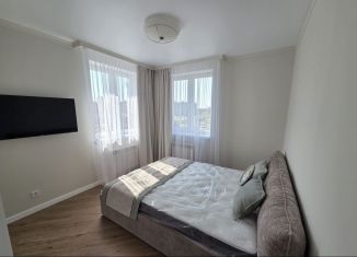 Сдаю в аренду 1-комнатную квартиру, 40 м2, Калининград, улица Героя России Катериничева, 9к2