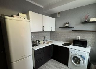 Сдача в аренду 1-комнатной квартиры, 34 м2, Тюмень, Заречный проезд, 37к1