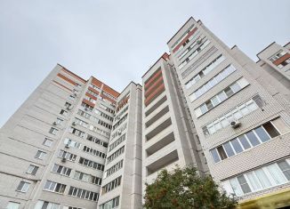 Продаю 2-комнатную квартиру, 52.4 м2, Татарстан, улица Адоратского, 34В