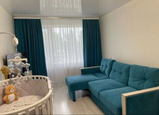 Продаю 2-ком. квартиру, 46.2 м2, Реж, улица Калинина, 10