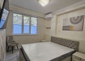 Сдам в аренду 1-ком. квартиру, 33 м2, Туапсе, улица Калараша, 80к3