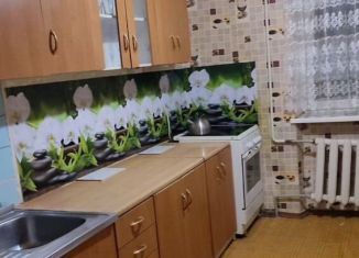 Продам 1-ком. квартиру, 40 м2, Крым, проспект Победы, 47