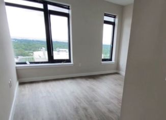 Продам 2-комнатную квартиру, 67 м2, Махачкала, проспект Амет-хана Султана, 342