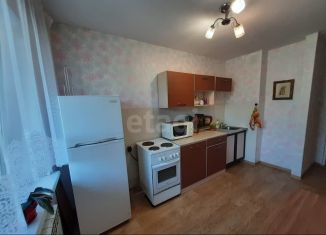 Продаю 1-ком. квартиру, 33.7 м2, Владивосток, улица Лейтенанта Бурачка, 9