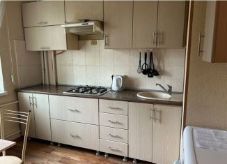 Сдам 1-ком. квартиру, 36 м2, Сочи, Навагинская улица, 12