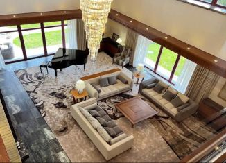 Продается дом, 900 м2, деревня Юрлово