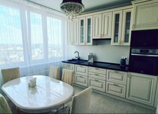 Сдается трехкомнатная квартира, 94 м2, Татарстан, Щербаковский переулок, 7