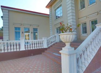 Продажа дома, 750 м2, Ростов-на-Дону, улица Паустовского, 8