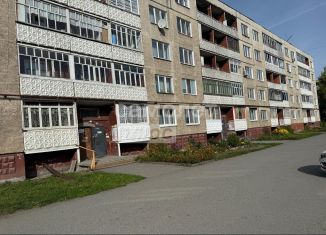 Продажа двухкомнатной квартиры, 52.9 м2, Серов, улица Попова, 20