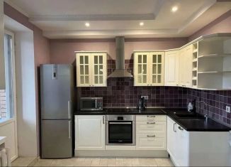 Сдается в аренду двухкомнатная квартира, 56 м2, Татарстан, улица Баки Урманче, 8