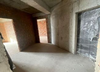 Продаю 3-ком. квартиру, 111 м2, Махачкала, улица Примакова, 16