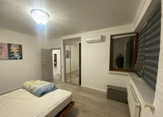 Сдаю в аренду 3-ком. квартиру, 95 м2, Котельники, Сосновая улица, 2к4, ЖК Белые Росы