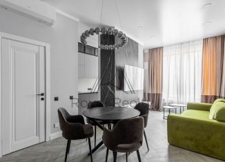 Сдаю 3-комнатную квартиру, 100 м2, Санкт-Петербург, Петровский проспект, 26к2