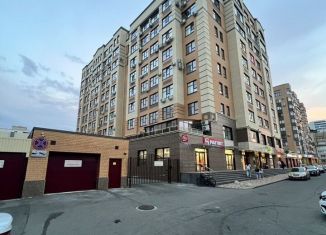 Продаю 1-комнатную квартиру, 43 м2, Ставрополь, улица Дзержинского, 134