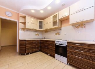 Трехкомнатная квартира в аренду, 76 м2, Томск, улица Герасименко, 1/6