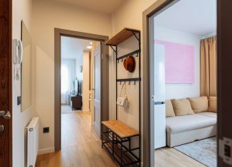 Продам однокомнатную квартиру, 40 м2, Калининград, улица Лейтенанта Яналова, 12