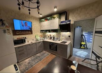 Продам 2-комнатную квартиру, 55 м2, Пенза, улица Мичурина, 16к2