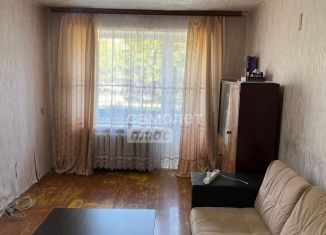 Продается 2-ком. квартира, 41 м2, Стерлитамак, Коммунистическая улица, 2