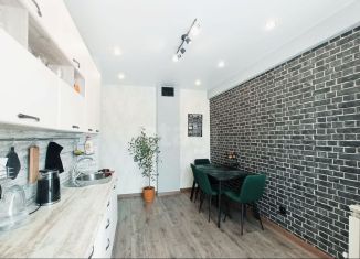 Продаю 2-ком. квартиру, 67.5 м2, Тамбов, улица Агапкина, 25