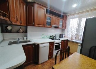 Сдаю в аренду двухкомнатную квартиру, 45 м2, Тобольск, 6-й микрорайон, 37