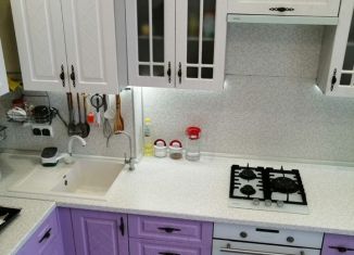 Сдается в аренду 1-ком. квартира, 40 м2, Геленджик, улица Олега Анофриева