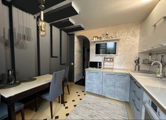 Продам 2-комнатную квартиру, 58.2 м2, Пенза, улица 65-летия Победы, 3