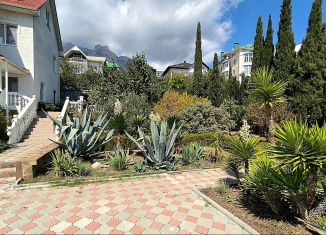 Продаю дом, 215 м2, посёлок городского типа Кореиз, Мисхорский спуск, 46