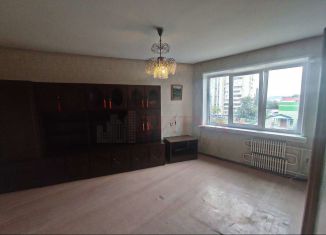 Продается 4-ком. квартира, 72 м2, Старый Оскол, микрорайон Солнечный, 16