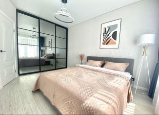 Продам 1-ком. квартиру, 35 м2, Ставрополь, улица Матрены Наздрачевой, 3