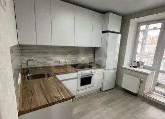 Сдам 1-комнатную квартиру, 38 м2, Тюмень, улица Ветеранов Труда, 9Ак4