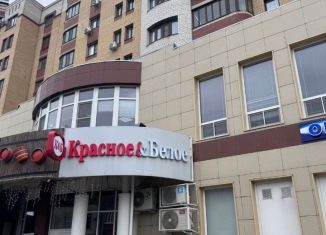 Продам торговую площадь, 90.3 м2, Тамбов, улица Максима Горького, 16