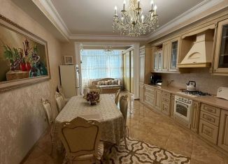 Продается 2-ком. квартира, 120.5 м2, Дагестан, улица Ленина, 35
