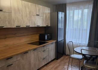 Сдаю однокомнатную квартиру, 35.2 м2, Татарстан, улица Гарифьянова, 9А