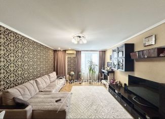 Продается 3-ком. квартира, 89.2 м2, Орёл, улица Максима Горького