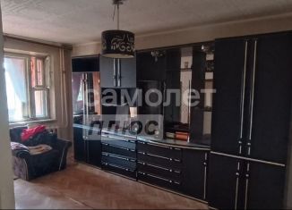 Продаю однокомнатную квартиру, 31.8 м2, Омск, улица Котельникова, 10