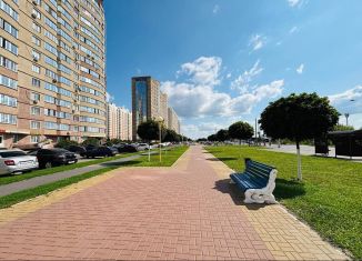 Продам однокомнатную квартиру, 35 м2, Курск, проспект Победы, 22