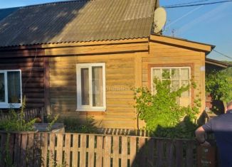 Продается 1-комнатная квартира, 32 м2, село Сновицы, улица Шмакова, 28