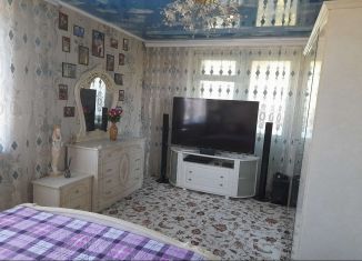 2-комнатная квартира на продажу, 44.5 м2, село Абрикосовка, улица Ленина, 25