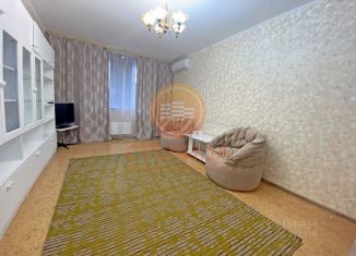 1-комнатная квартира в аренду, 39 м2, Москва, Старобитцевская улица, 17к3, метро Лесопарковая