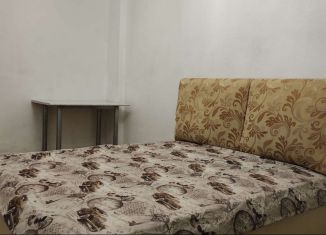 Сдам в аренду 5-комнатную квартиру, 140 м2, Самарская область, улица Маршала Жукова, 8