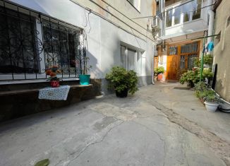 Сдача в аренду 2-комнатной квартиры, 55 м2, Крым, улица Манагарова, 4